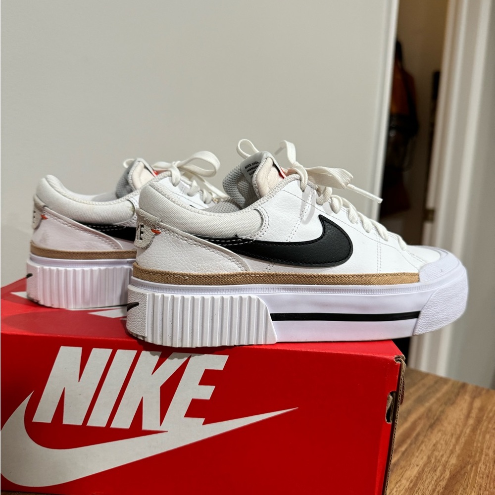 Women’s Nike Court Legacy Sneakers